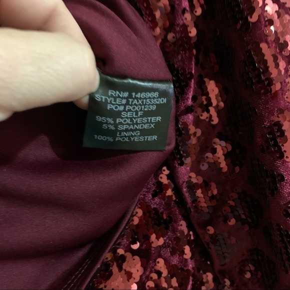 Crystal Doll Red Burgundy Sequins Crop Top/Skirt. Mini/Midi 2-piece set. Size 3 - Picture 4 of 13